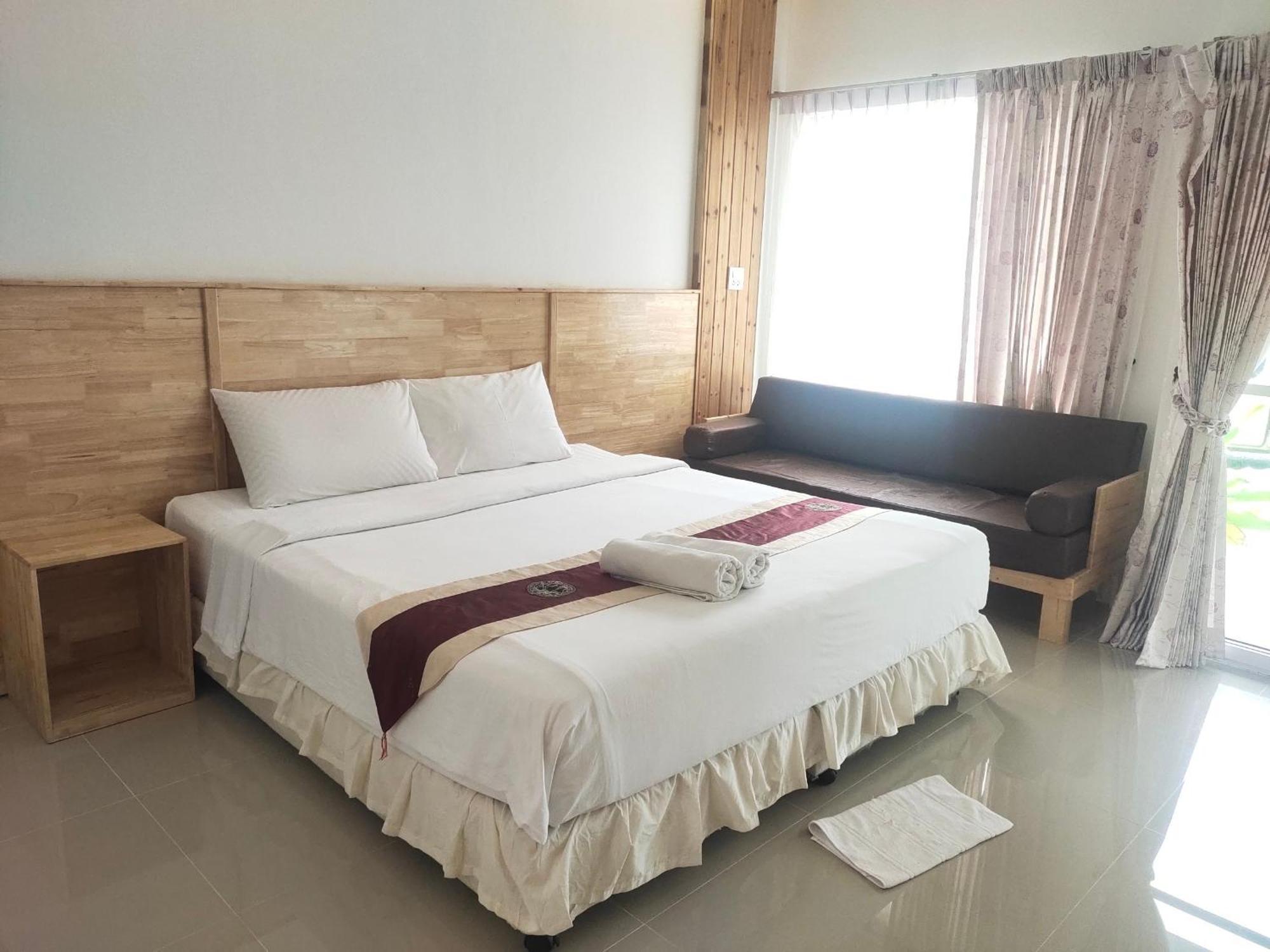 Yuwadee Resort Чалонг Экстерьер фото