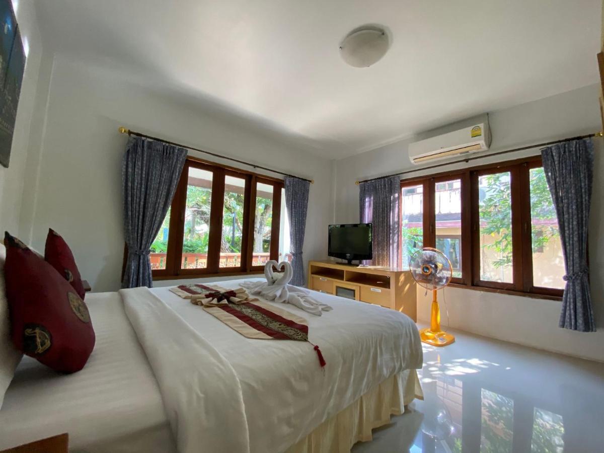 Yuwadee Resort Чалонг Экстерьер фото