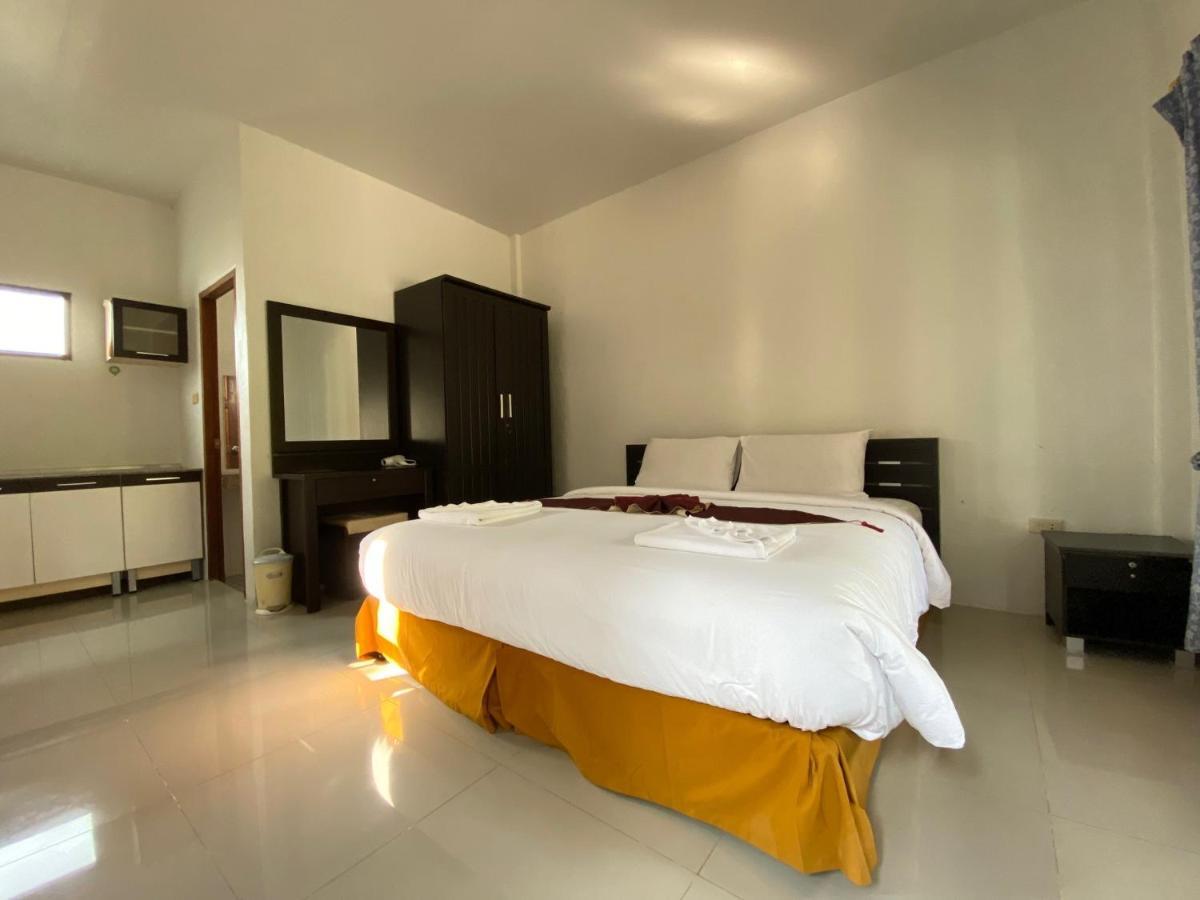 Yuwadee Resort Чалонг Экстерьер фото